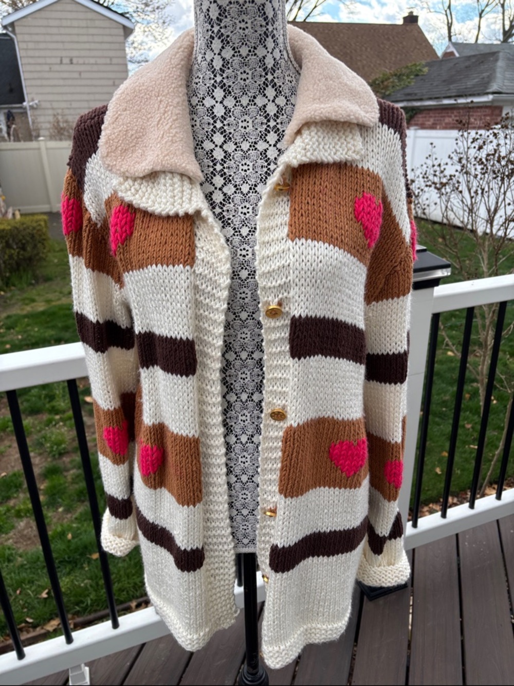 Veroalfie Ladies Cream Brown Pink Hearts Fleece Collar Cardigan-M